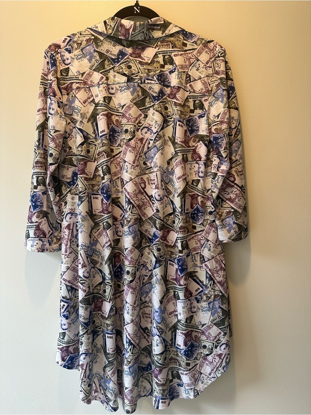 Attitudes by Renee size S Cream Money-Print Button Tunic with Pockets - Picture 6 of 6